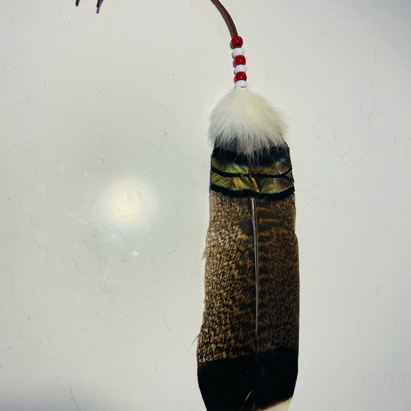 Native American Indian smudgingg and prayer feather. Or rearview mirror decor - Picture 2 of 4
